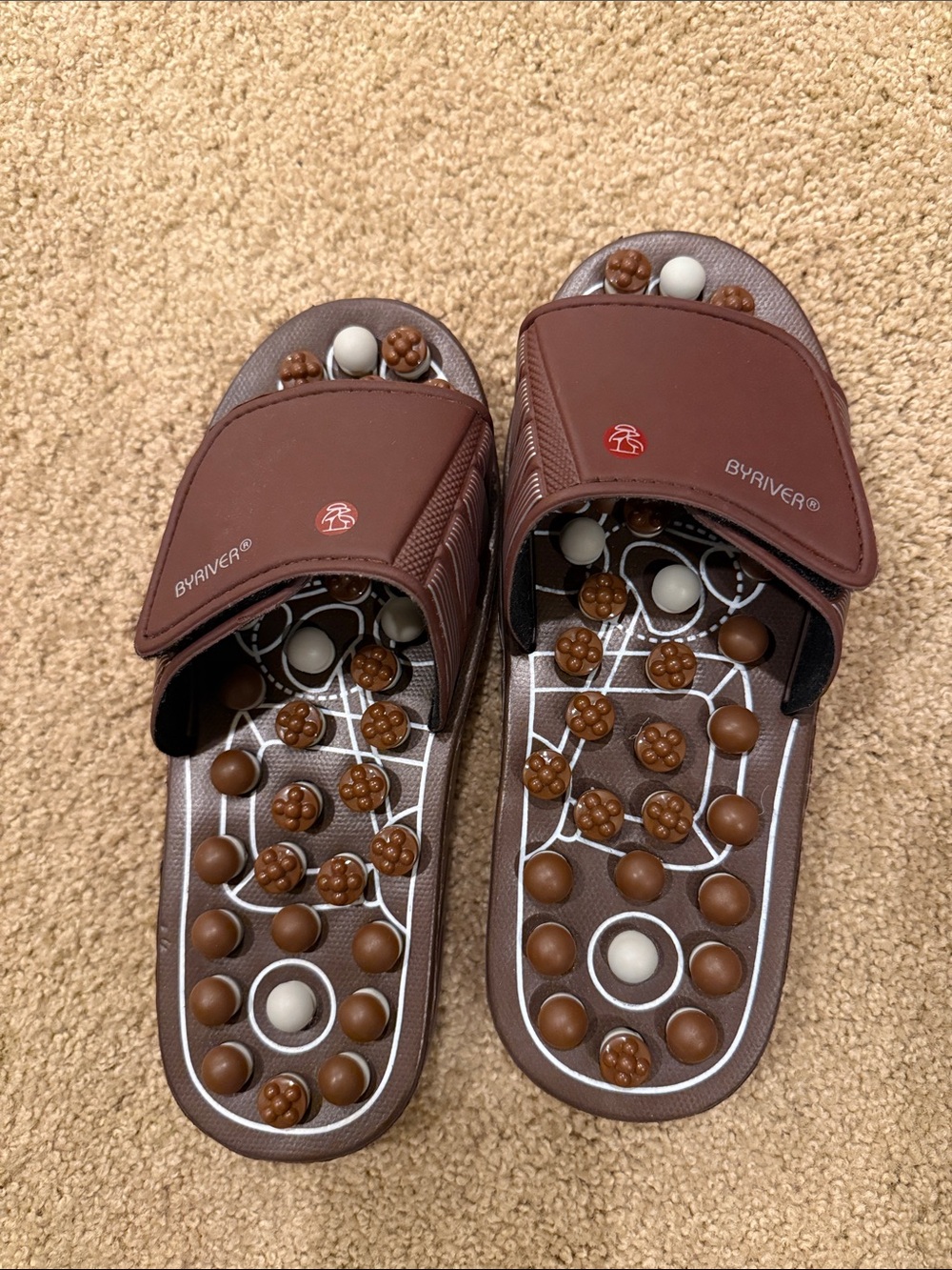 BYRIVER Brown Massage Slide Sandals